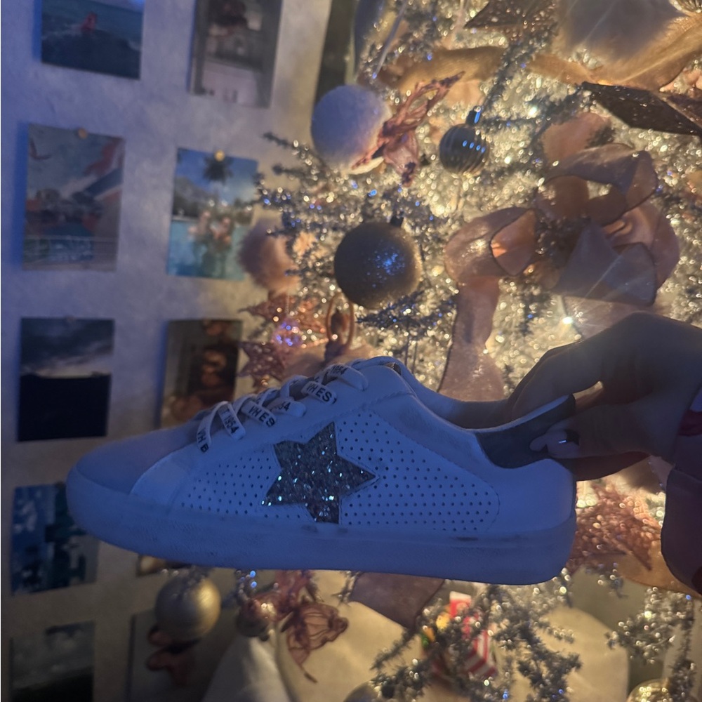 Vintage Havana White Sneakers with Silver Star